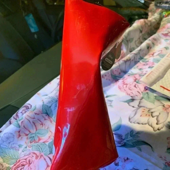 Creme Mini Mouse Red and Black Makeup Bag - Picture 2 of 5